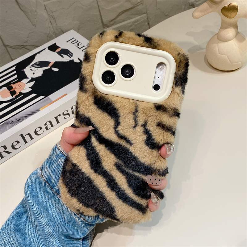 غطاء هاتف فاخر بنمط حمار وحشي  - مراجعة Phone Cases For Iphone 11 وسعره