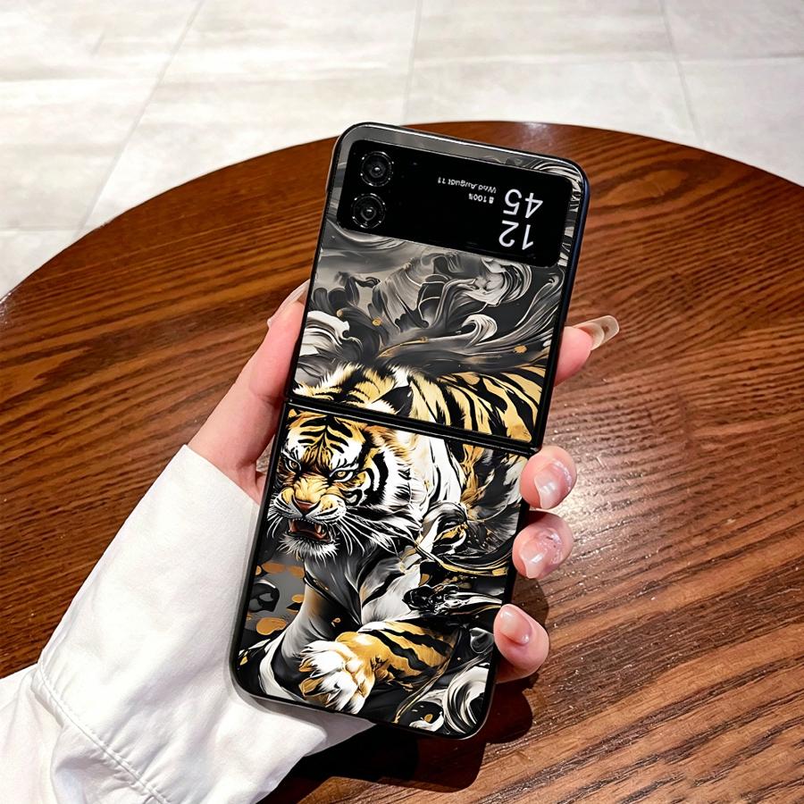 غطاء هاتف بتصميم Ukiyo E Tiger - مراجعة Phone Cases Z Flip 6 وسعره